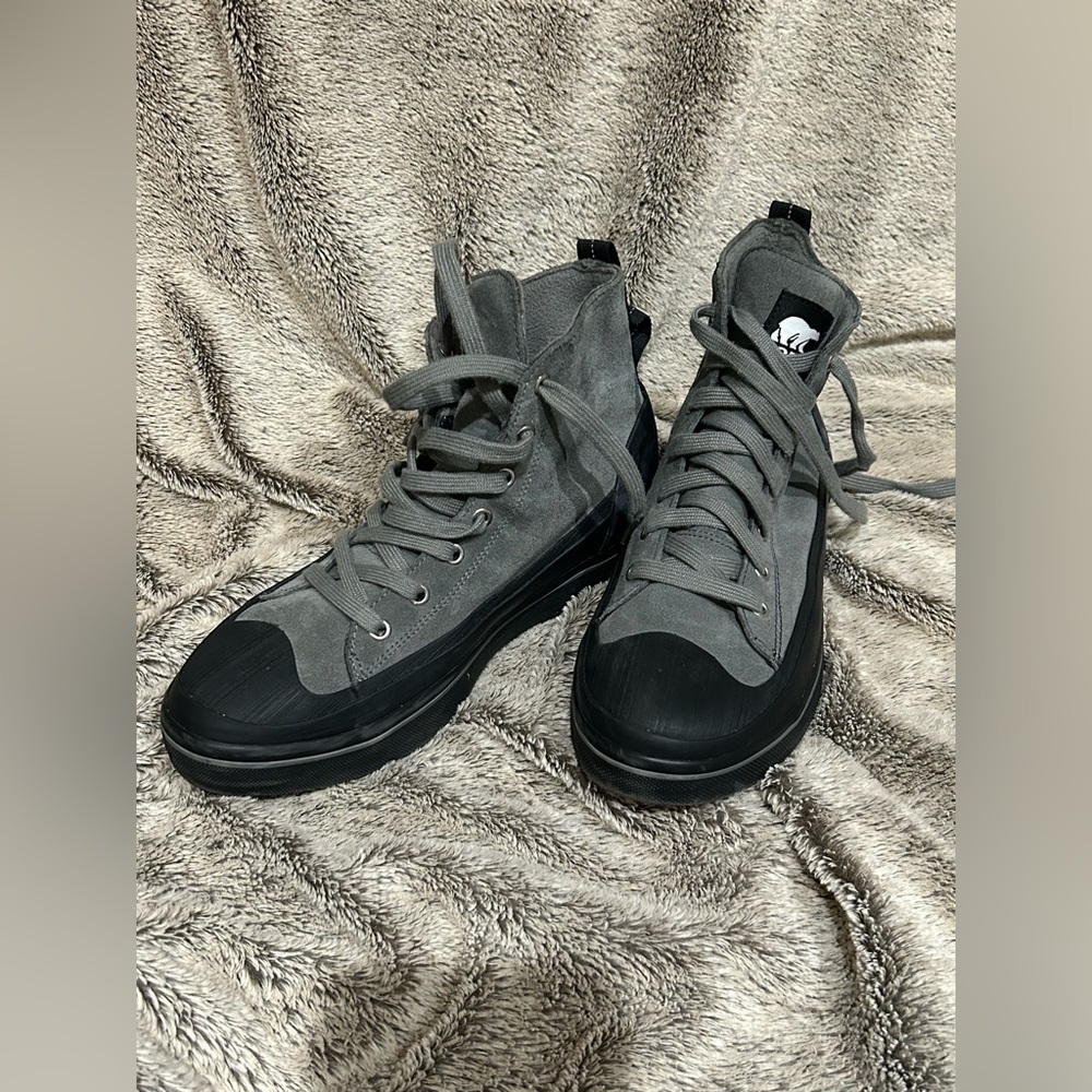 Sorel Cheyanne Metro II - EUC